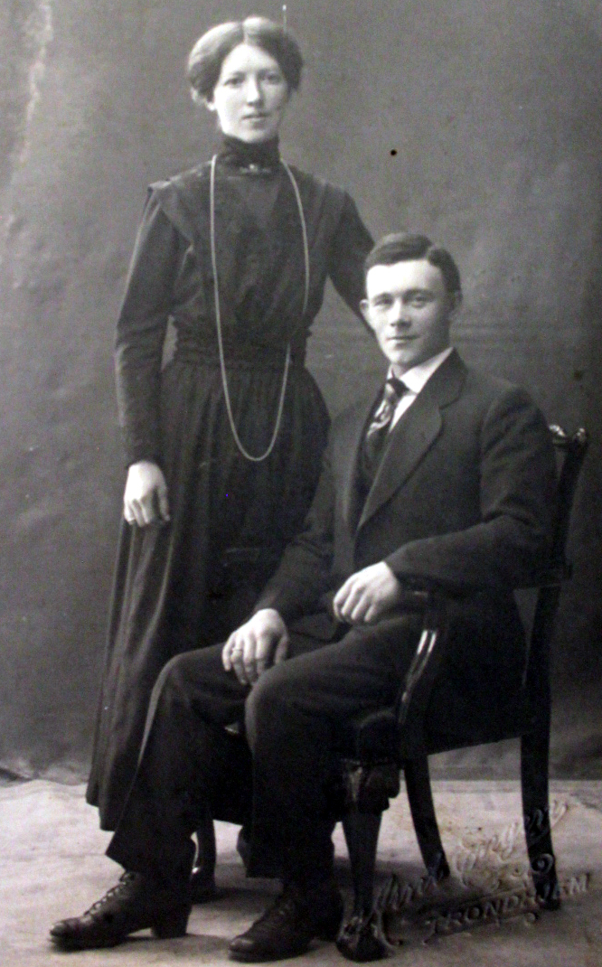 Helga og Mikal Johnsen